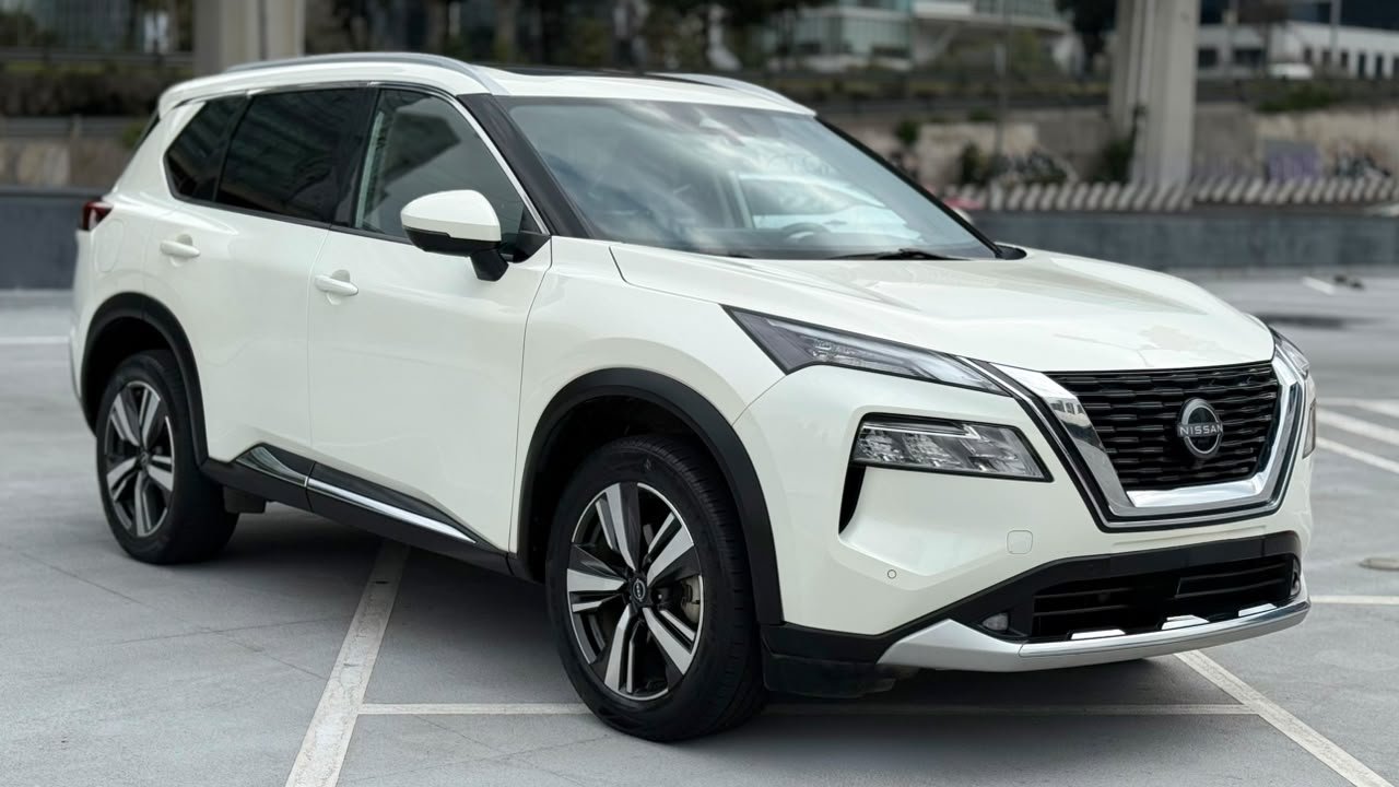 2024 Nissan  X trail  Platinum 2.5L